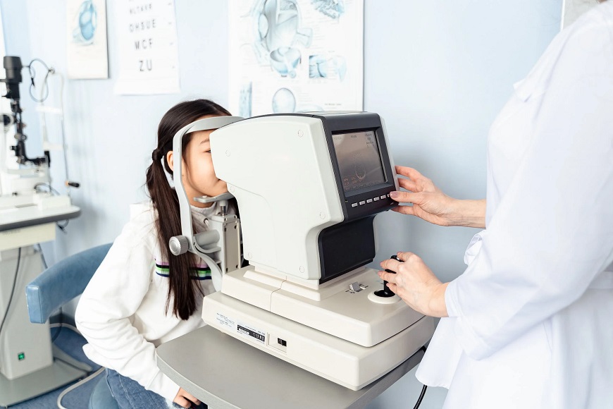 Optometrist vs. Ophthalmologist: Knowing the Difference